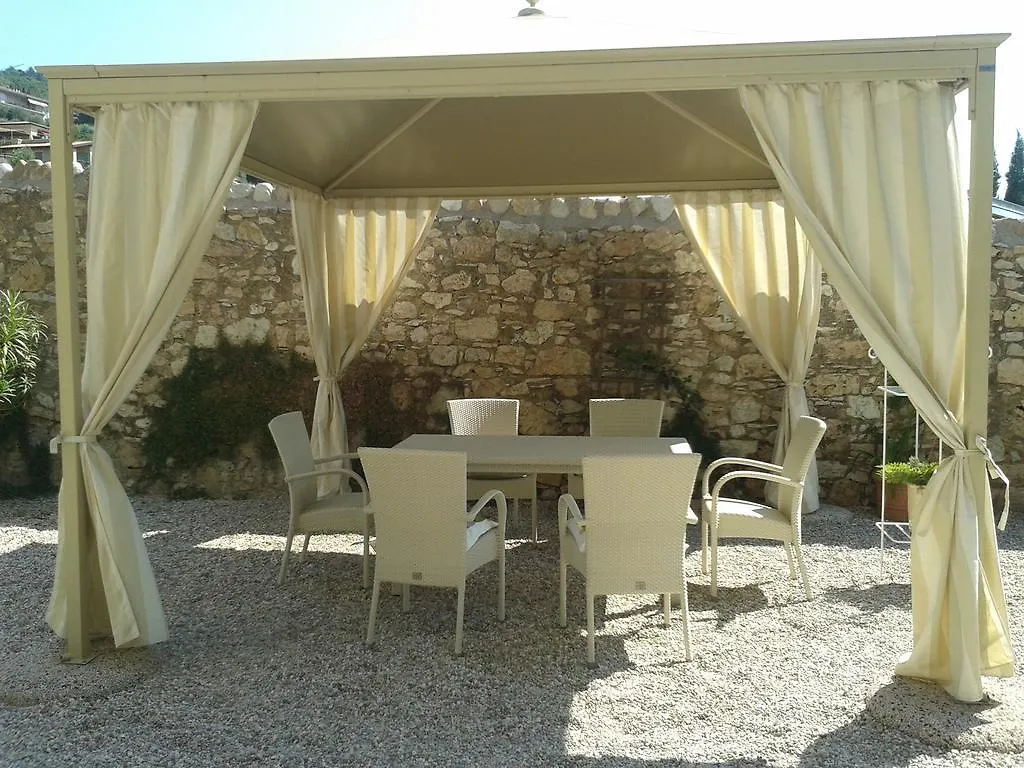 ***  Residenza Le Logge Aparthotel Torri Del Benaco Italy