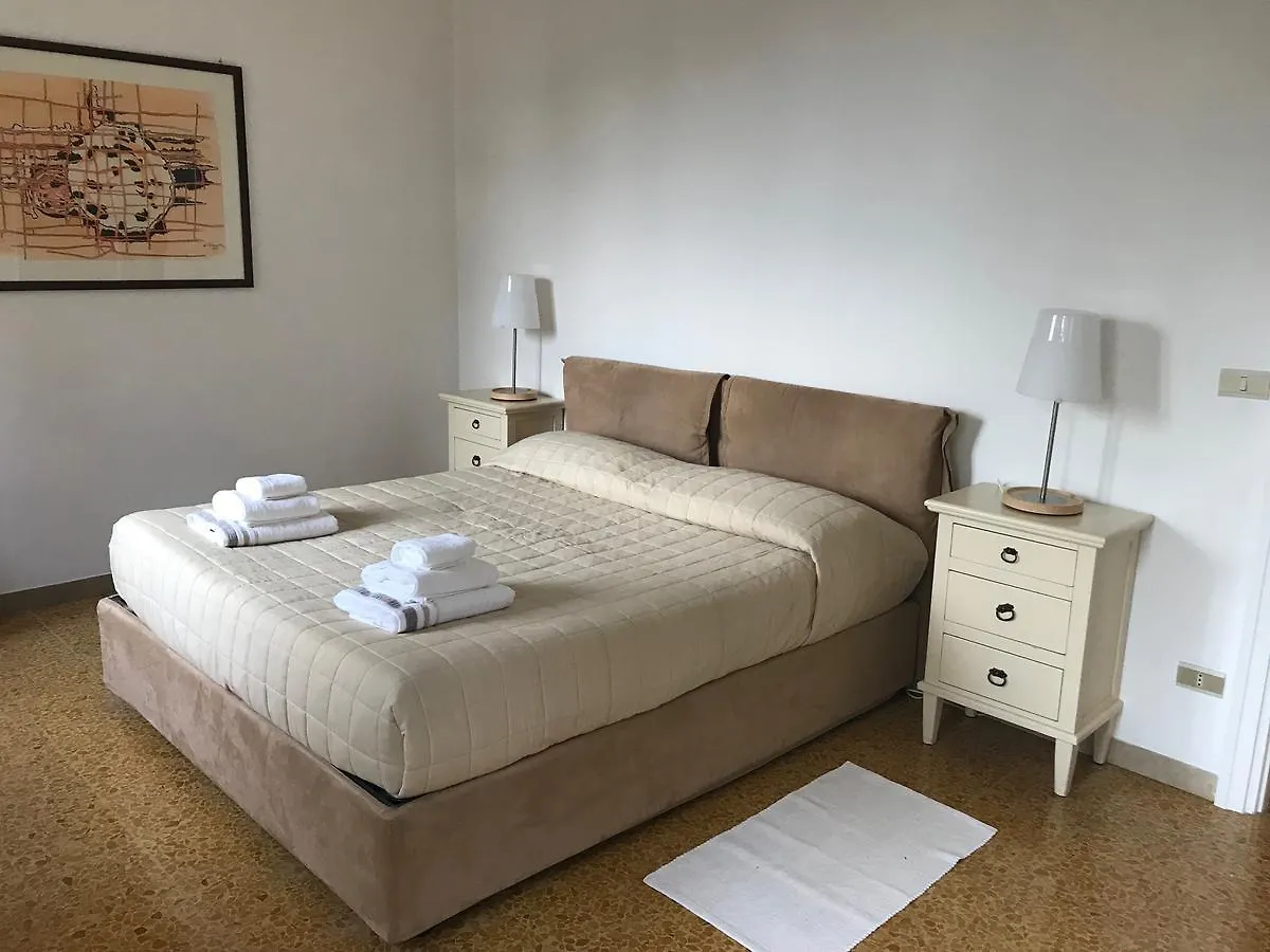 Residenza Le Logge Aparthotel Torri Del Benaco Italy